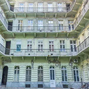 King93 In Budapest. Budapeszt